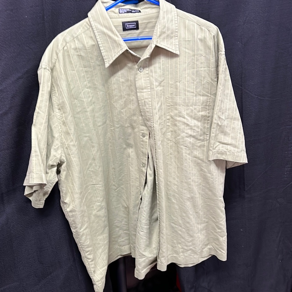 Haggar short sleeve button down shirt